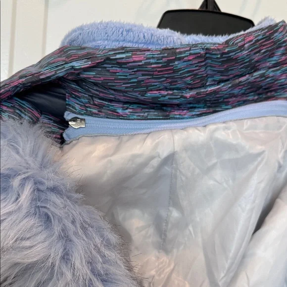 Free Country Kids Puffer Jacket with Faux Fur Hood - Blue and Gray - Picture 8 of 8